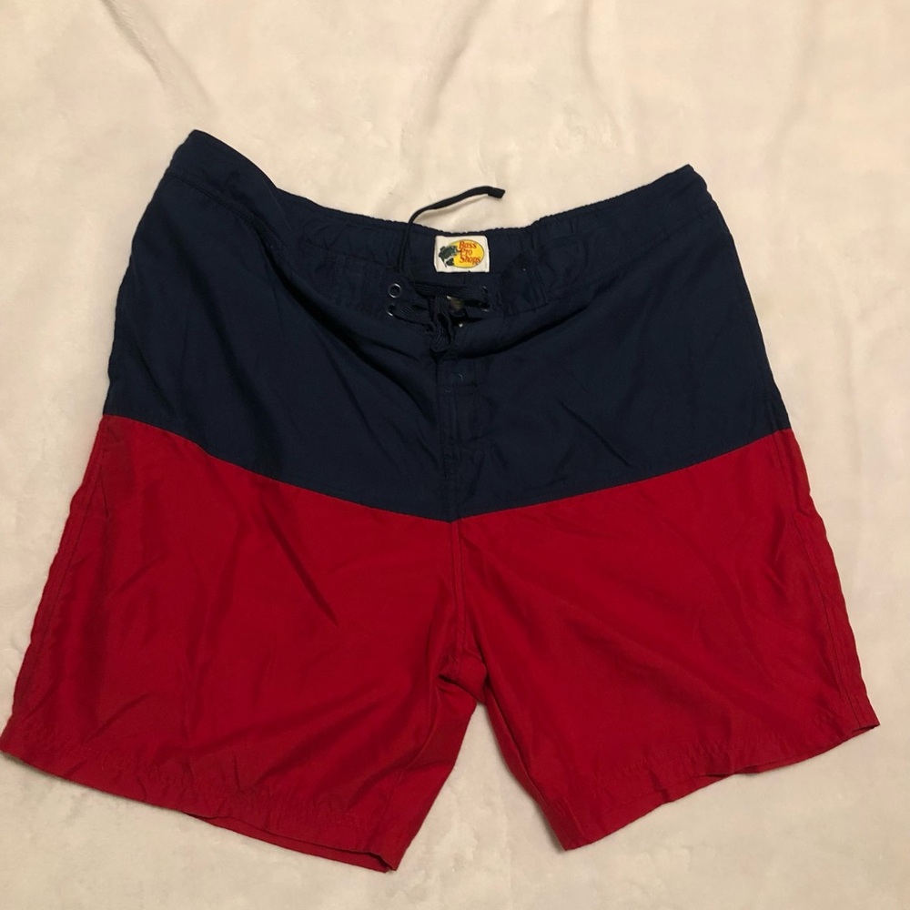 Men’s swim trunks